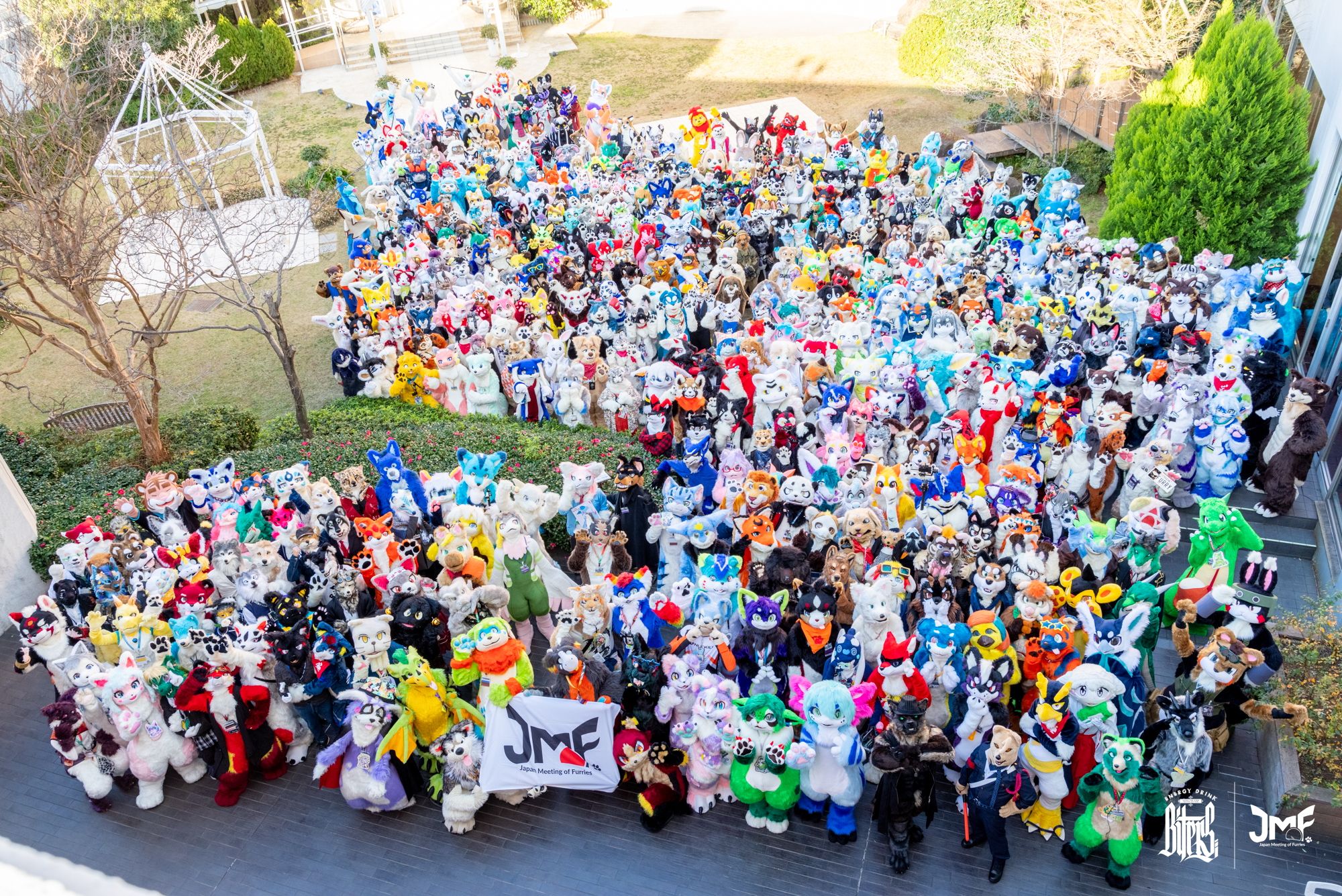 JMF20_fursuit-groupphoto.jpg